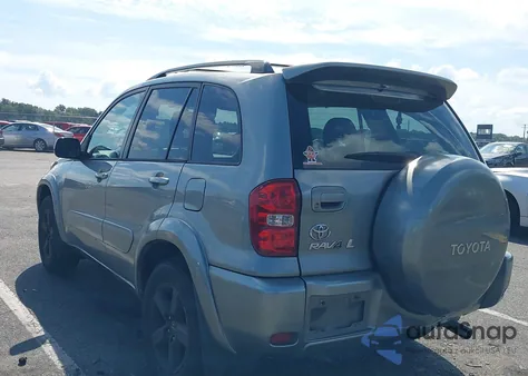 2004 Toyota Rav4 z USA, uszkodzony, nr VIN JTEHD20V440004262